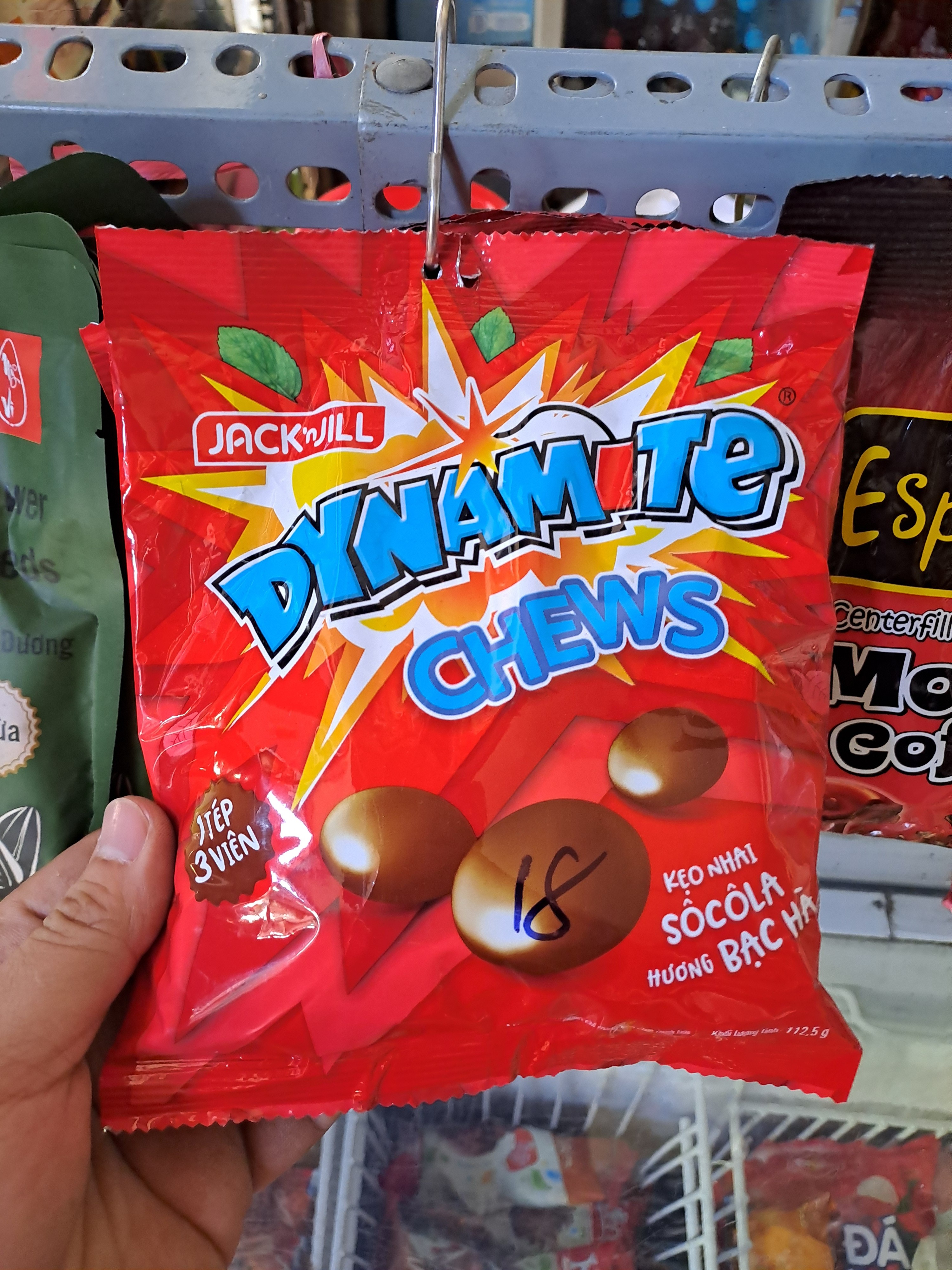 Kẹo 3 viên dynamite 112g
