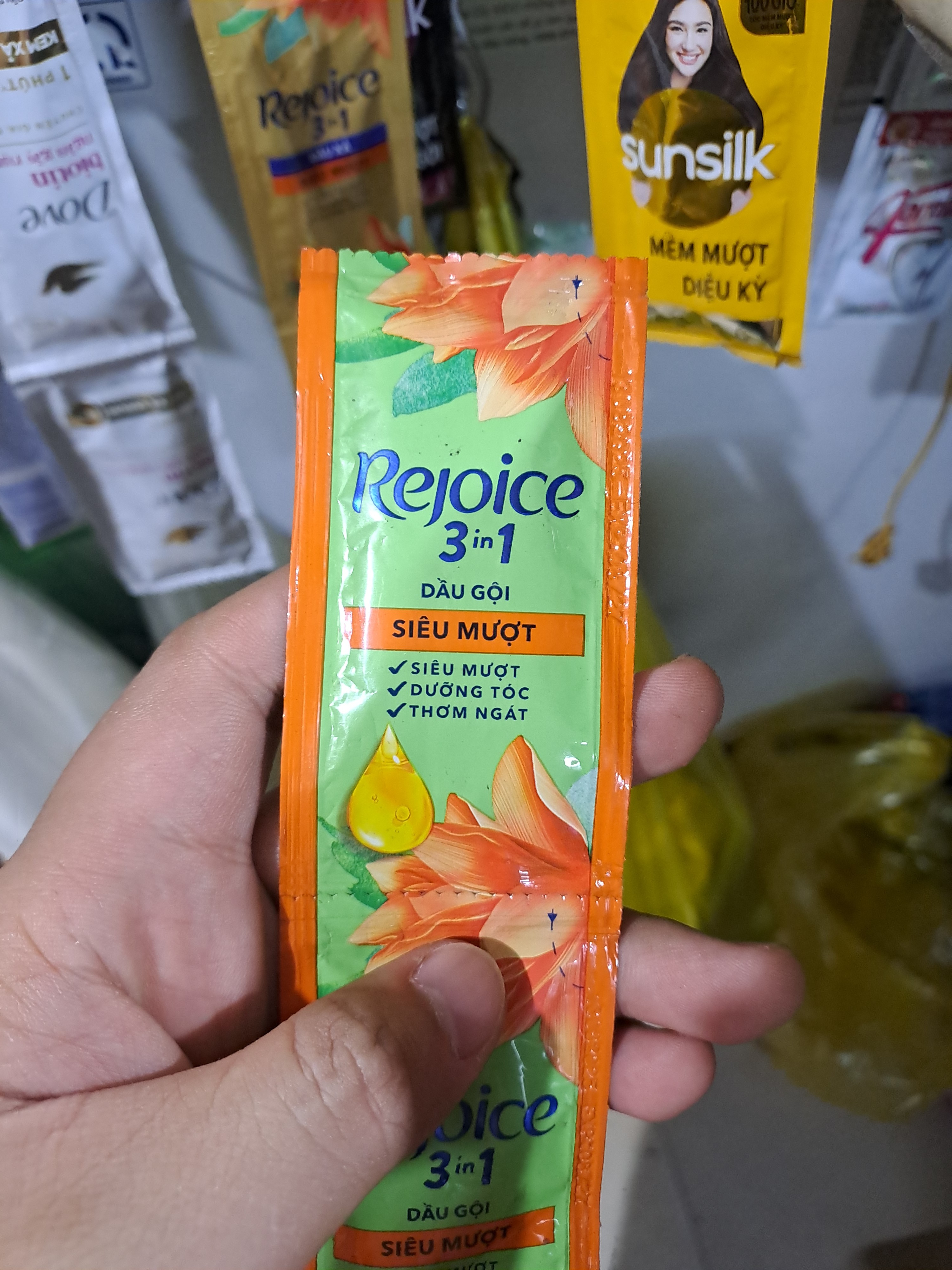 Dây gội Rejoice siêu mượt