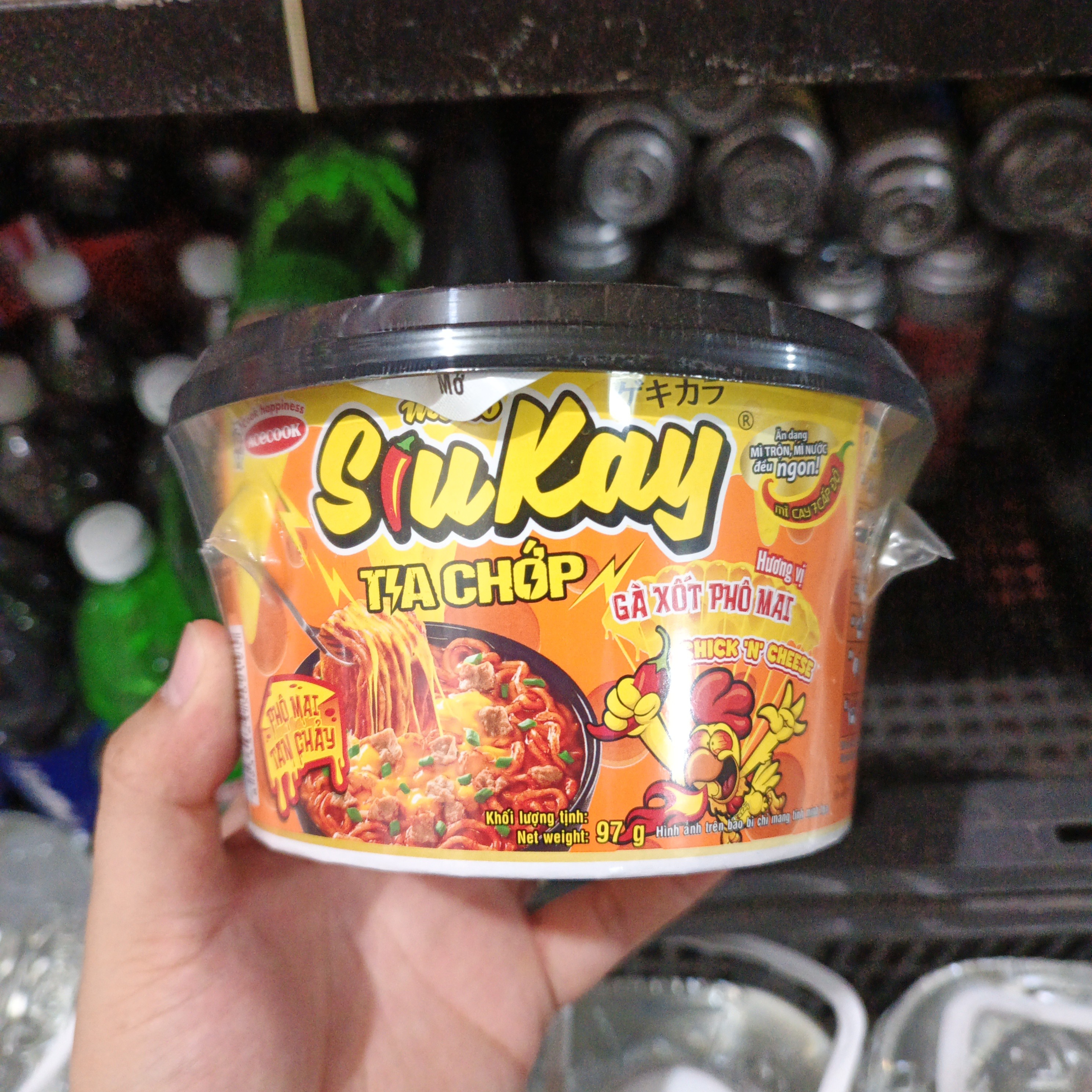 Mì tô SiuKay tia chớp gà sốt phô mai