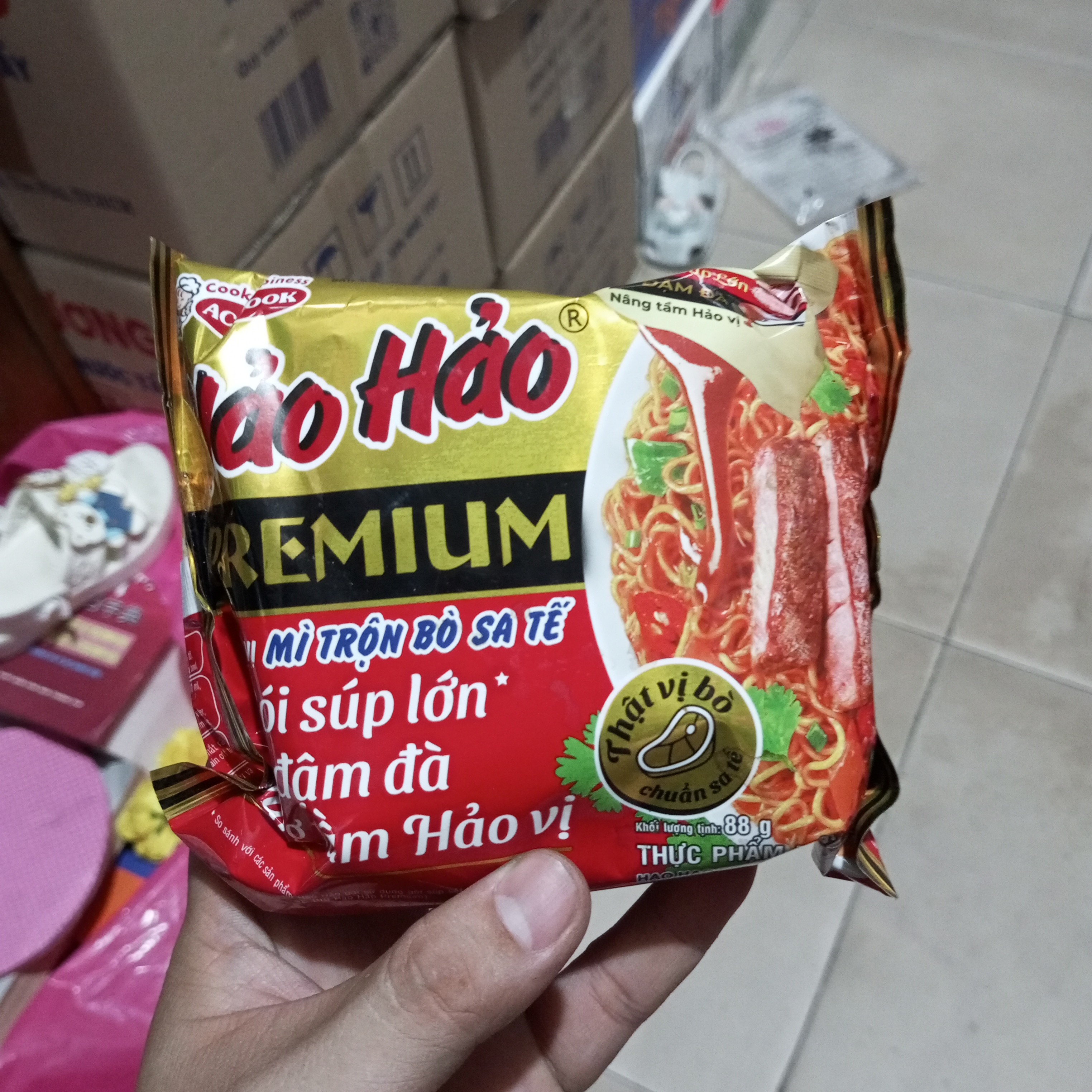Mì hảo hảo Premium bò sa tế 88g