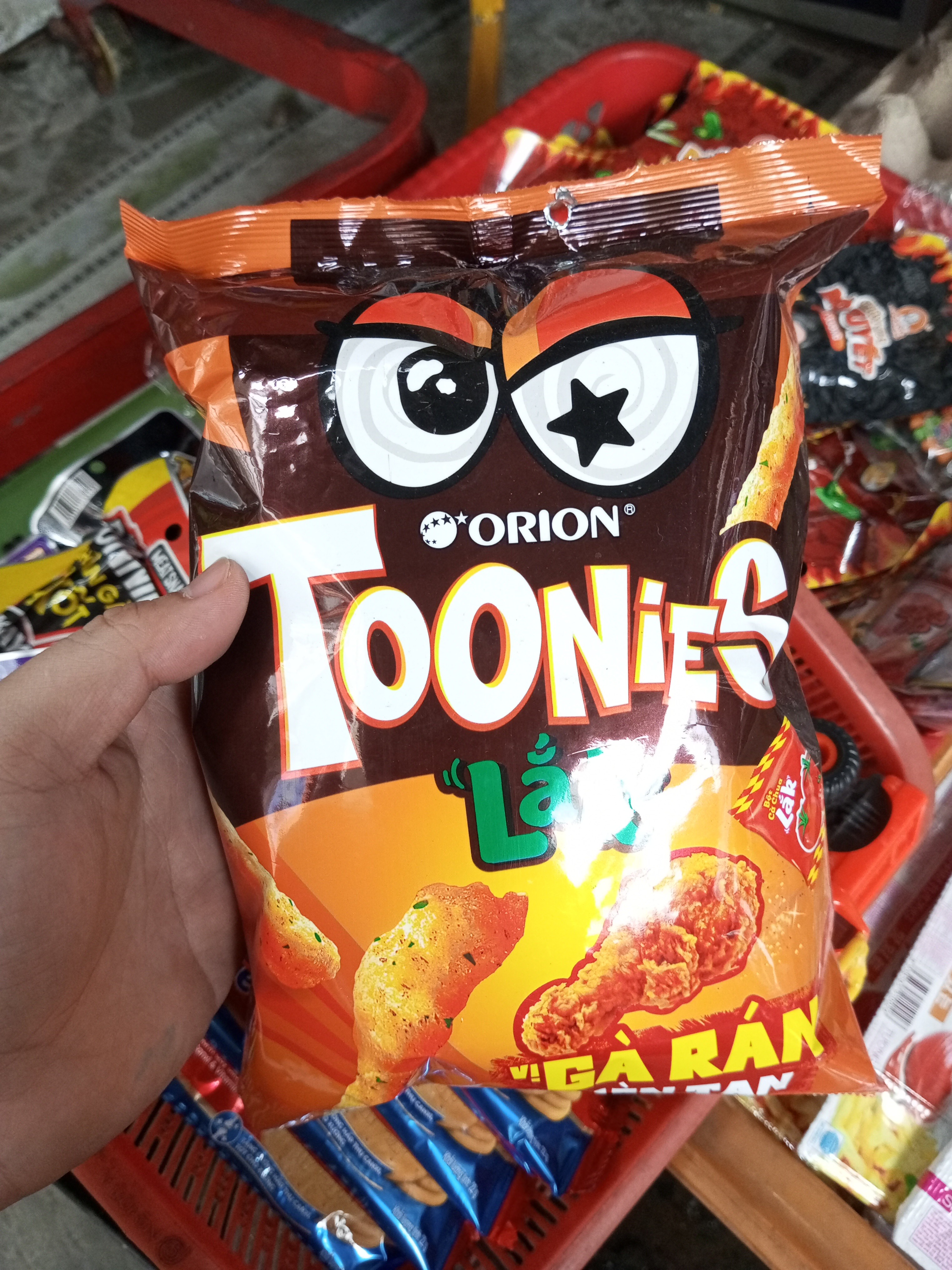 Snack Toonies lak gà rán giòn tan 60g