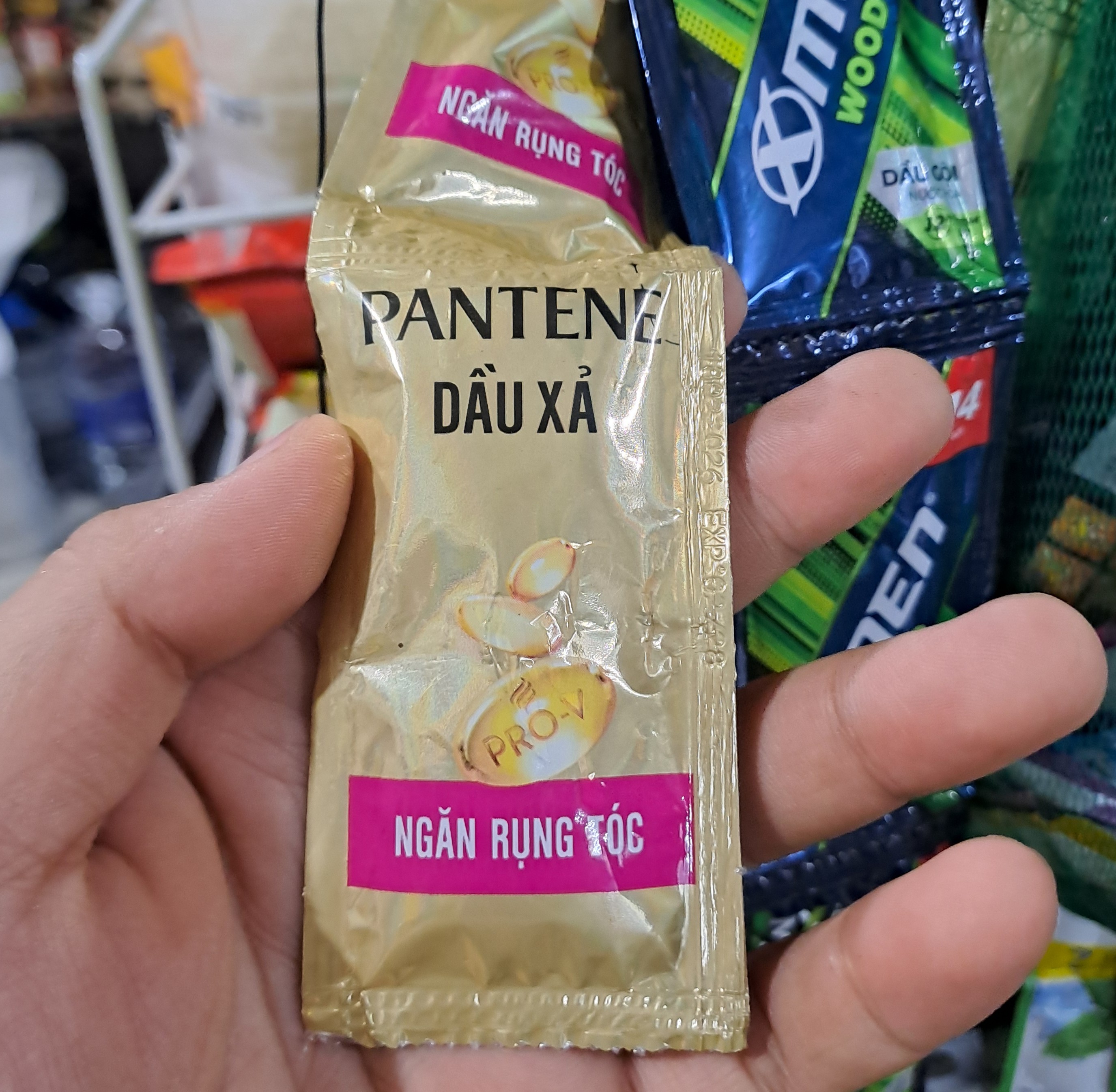 Dây Pantene dầu xả gói