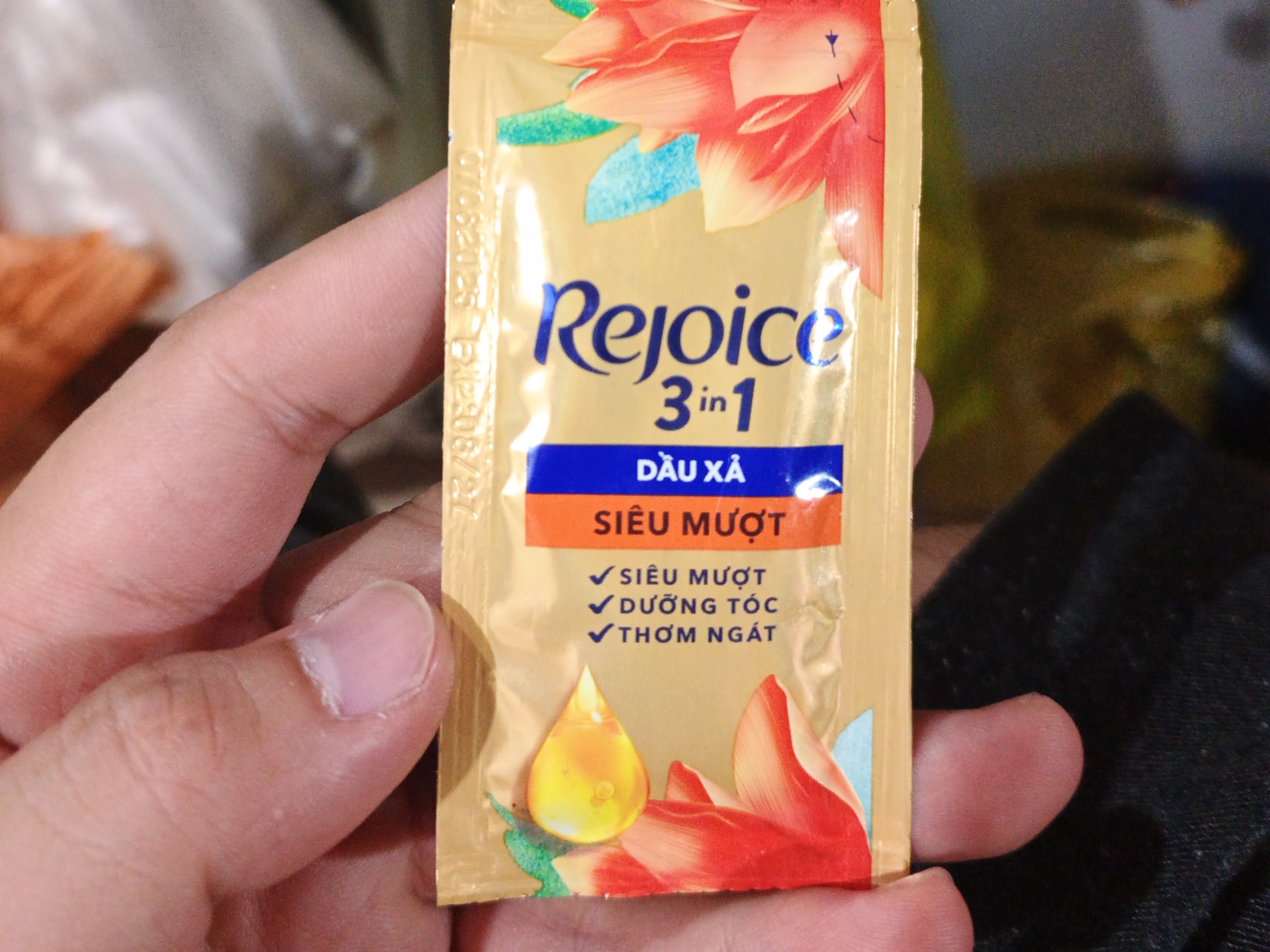 Dây xả Rejoice siêu mượt