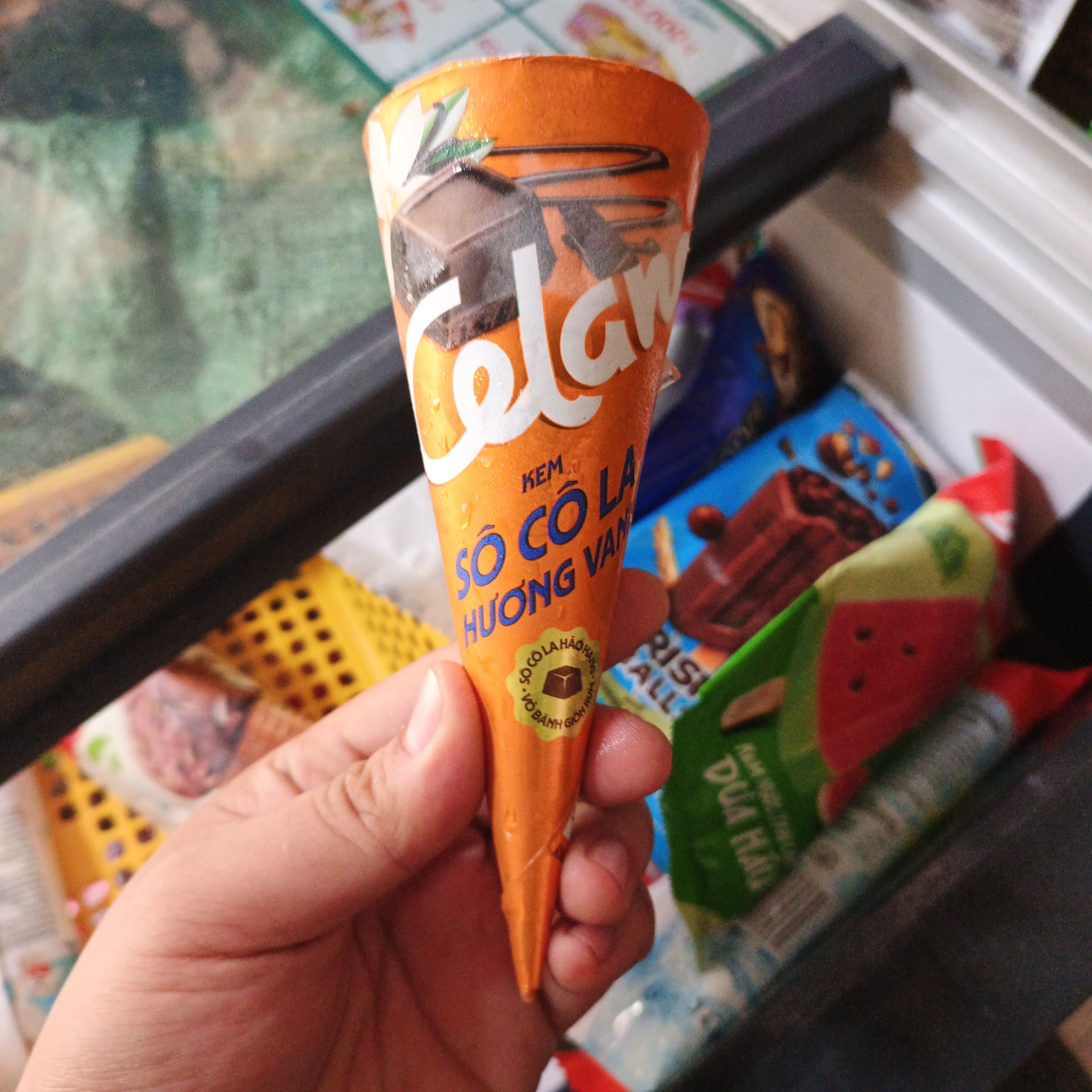 Merino Kem Celano Cone Socola Hương Vani 66g