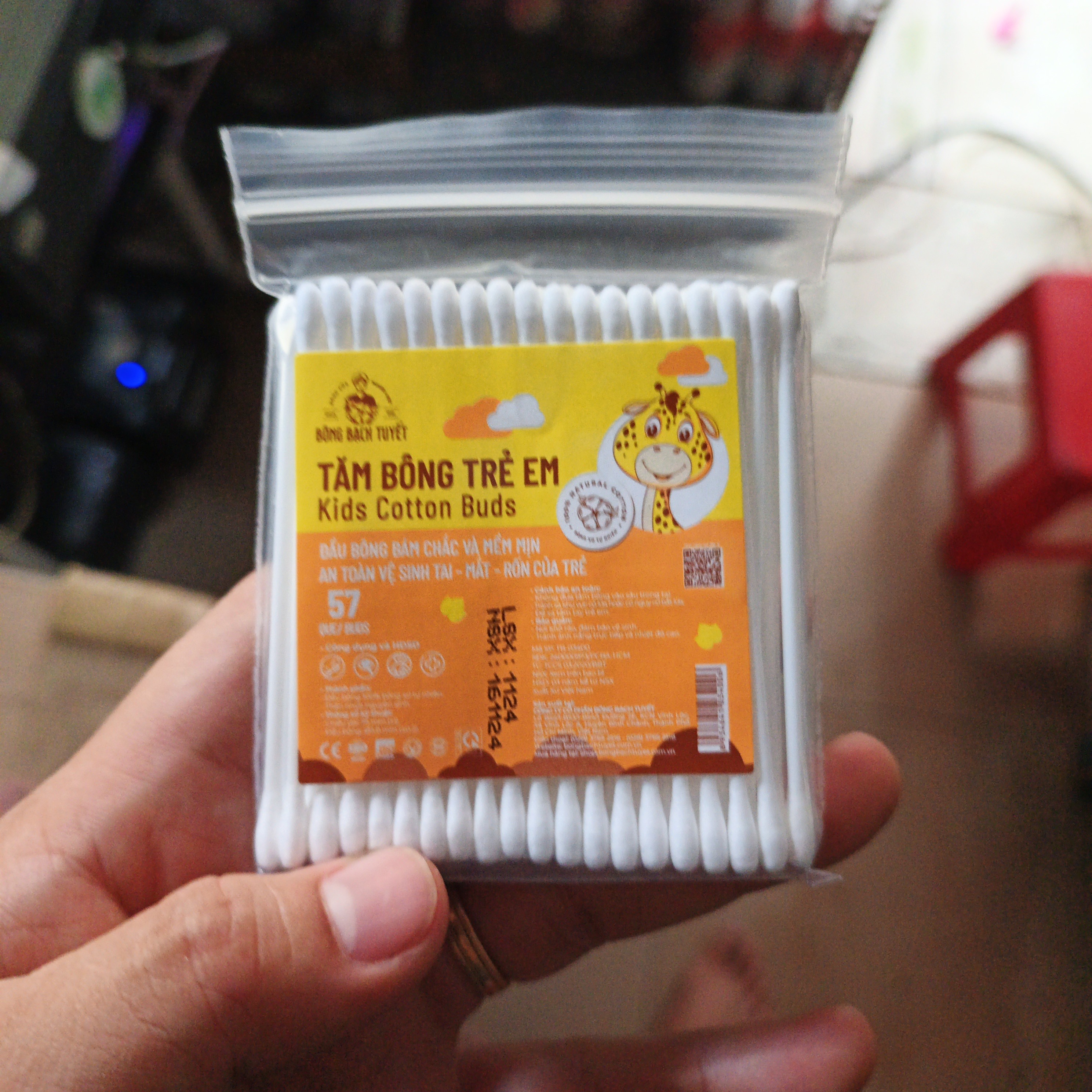 Tăm bông trẻ em Bạch Tuyết 57 cây